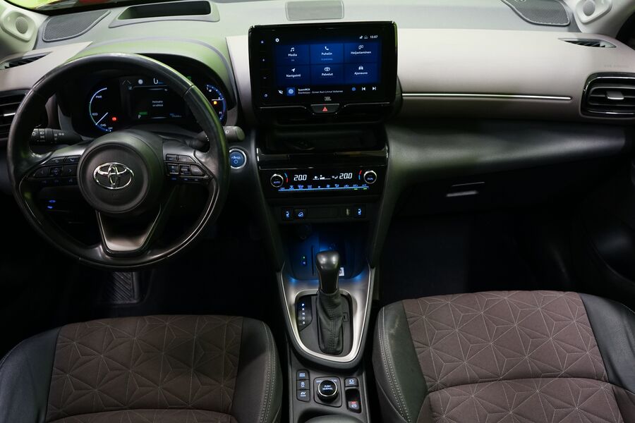 Toyota Yaris Cross vaihtoauto