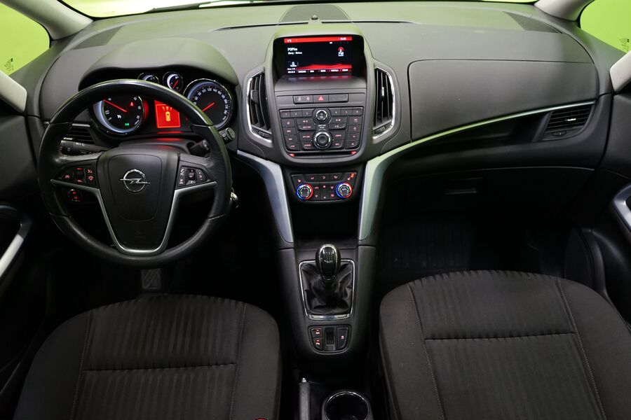 Opel Zafira Tourer vaihtoauto