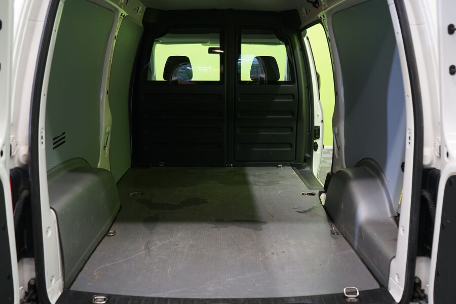 Volkswagen Caddy Maxi vaihtoauto