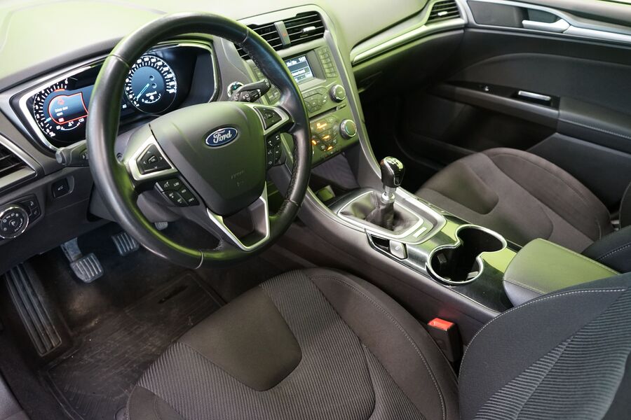 Ford Mondeo vaihtoauto