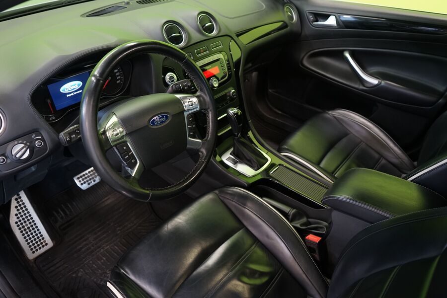 Ford Mondeo vaihtoauto