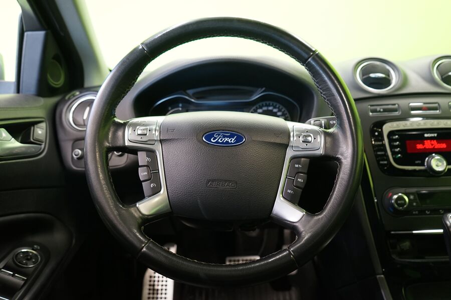 Ford Mondeo vaihtoauto