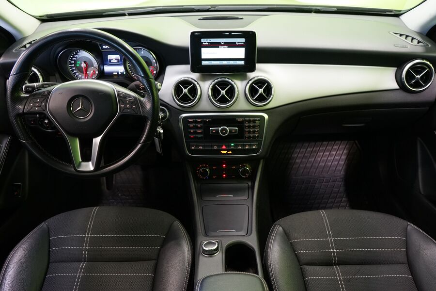 Mercedes-Benz GLA vaihtoauto