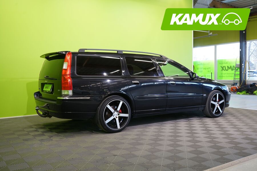 Volvo V70 vaihtoauto