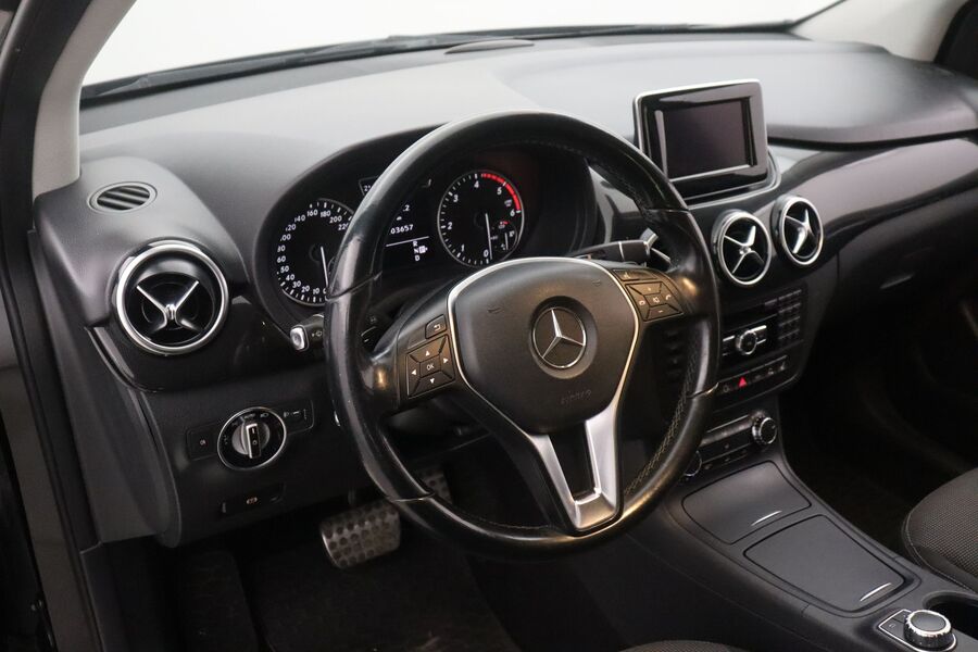 Mercedes-Benz B vaihtoauto