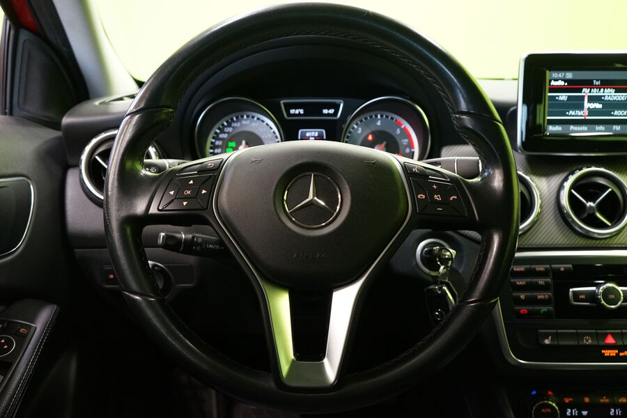 Mercedes-Benz GLA vaihtoauto