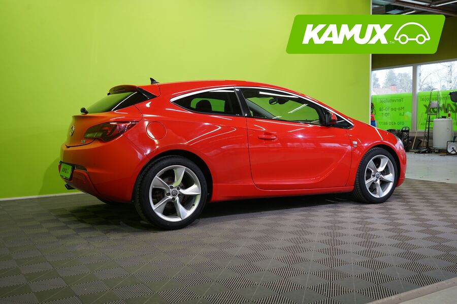 Opel Astra vaihtoauto
