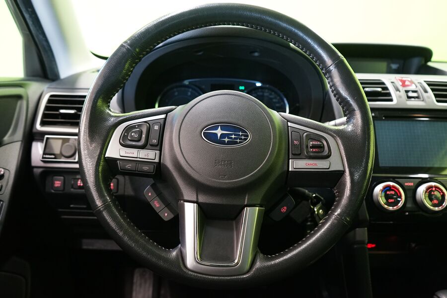 Subaru Forester vaihtoauto