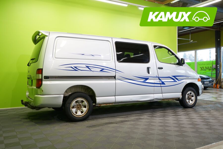 Toyota Hiace vaihtoauto