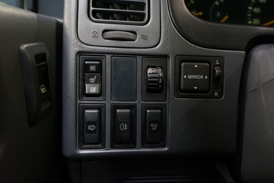 Toyota Hiace vaihtoauto