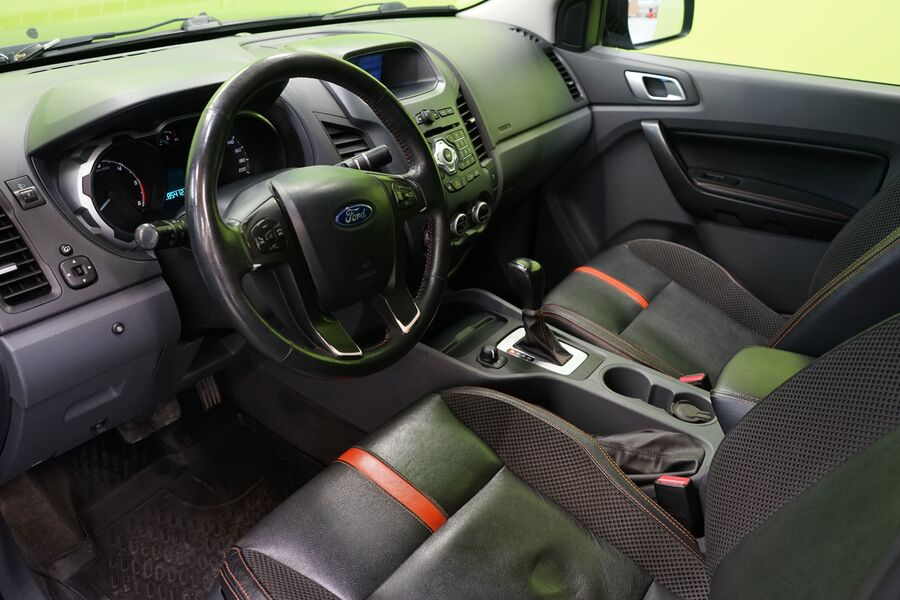 Ford Ranger vaihtoauto