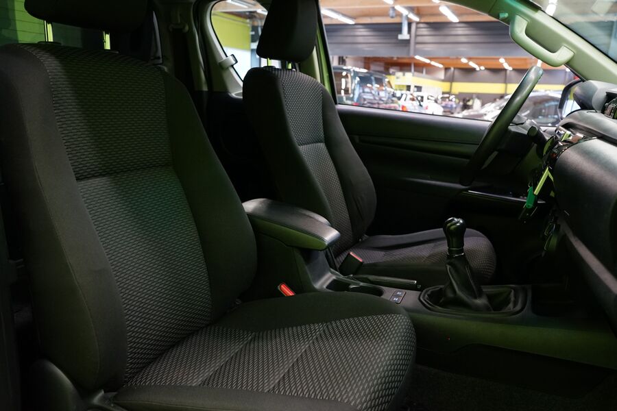 Toyota Hilux vaihtoauto