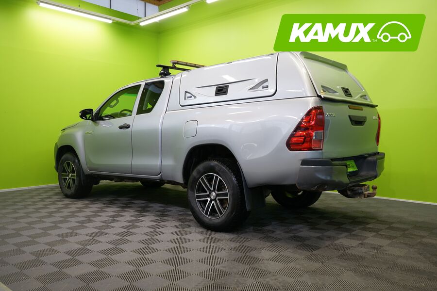 Toyota Hilux vaihtoauto