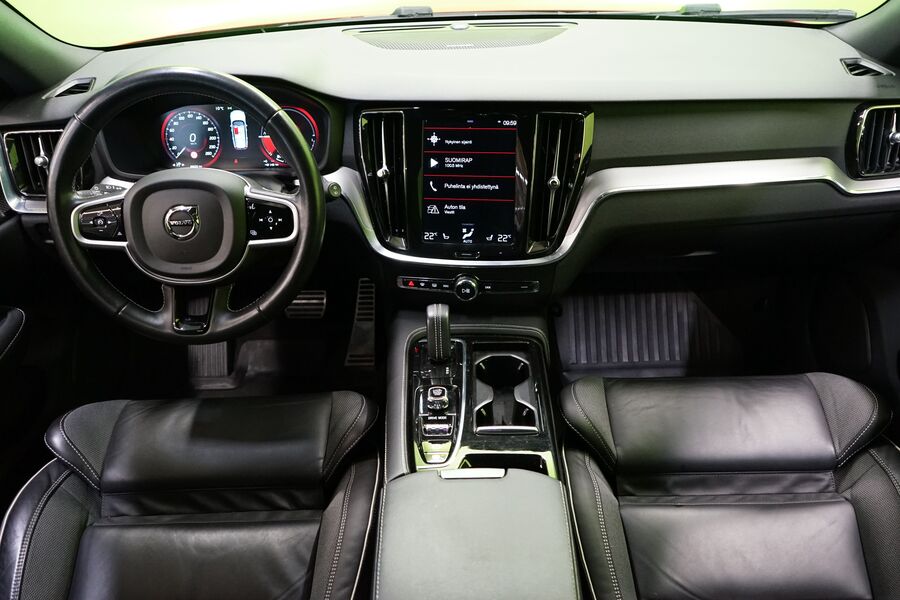 Volvo V60 vaihtoauto