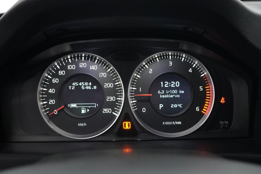 Volvo V70 vaihtoauto