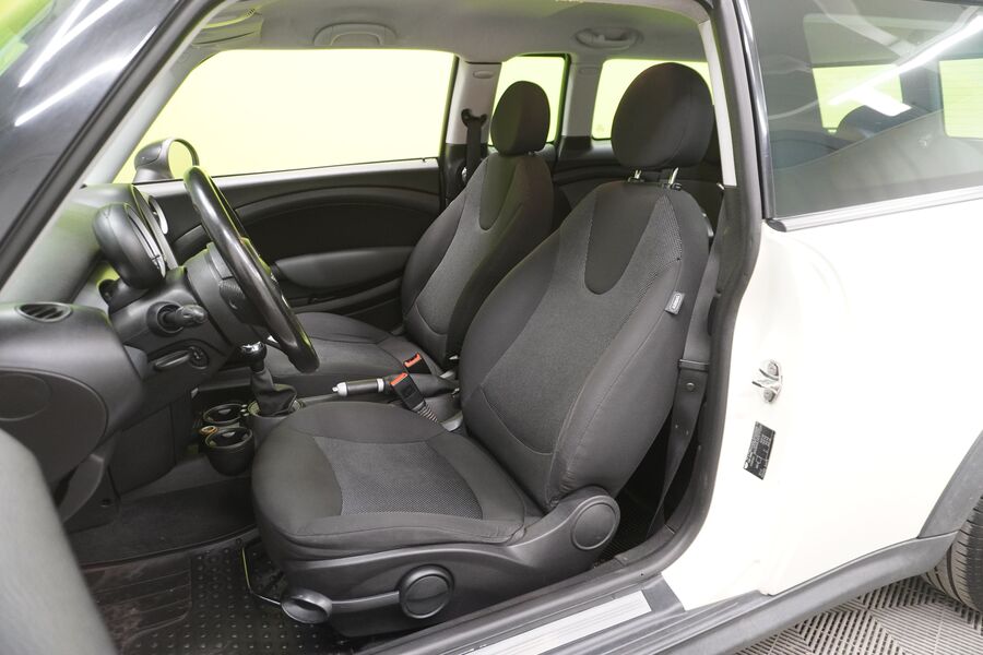 Mini Cooper vaihtoauto