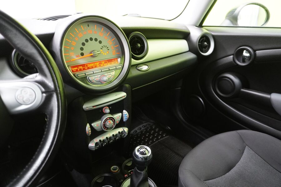 Mini Cooper vaihtoauto