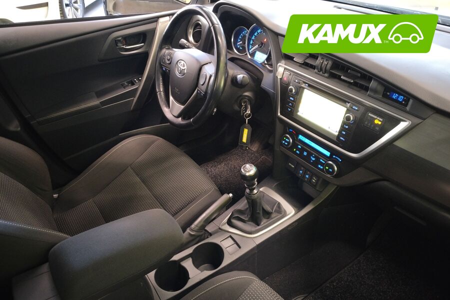 Toyota Auris vaihtoauto