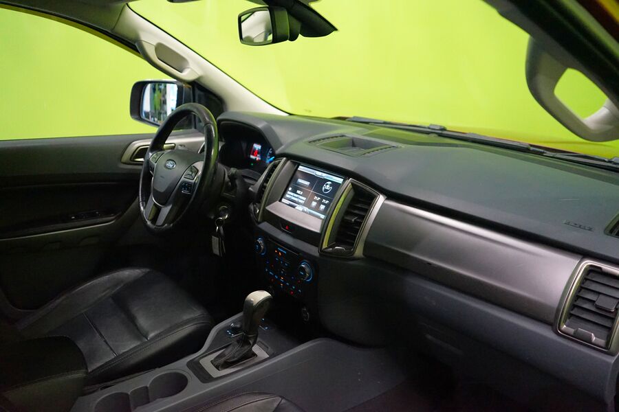 Ford Ranger vaihtoauto