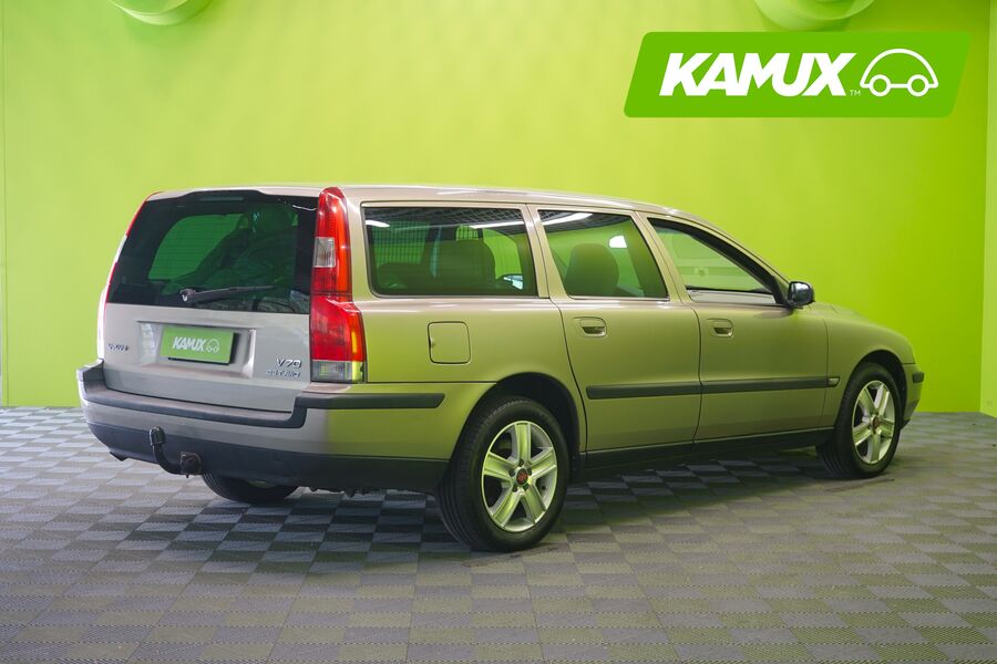 Volvo V70 vaihtoauto
