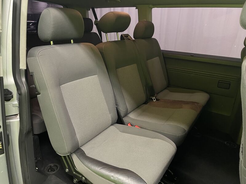 Volkswagen Caravelle vaihtoauto