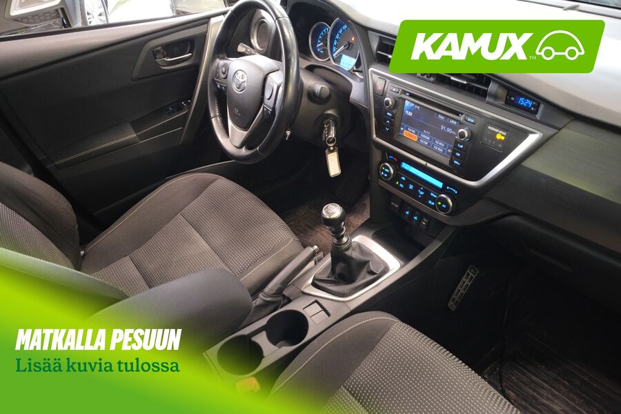 Toyota Auris vaihtoauto