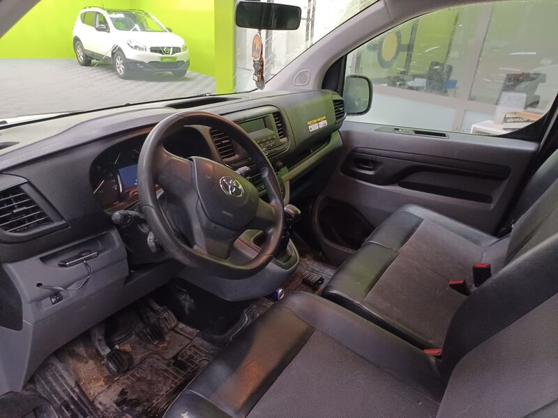 Toyota Proace vaihtoauto