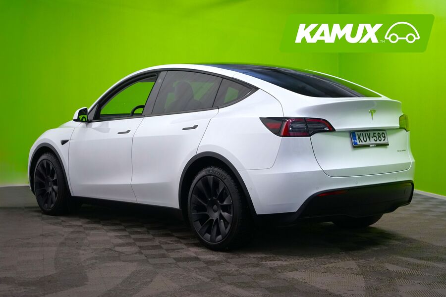 Tesla Model Y vaihtoauto