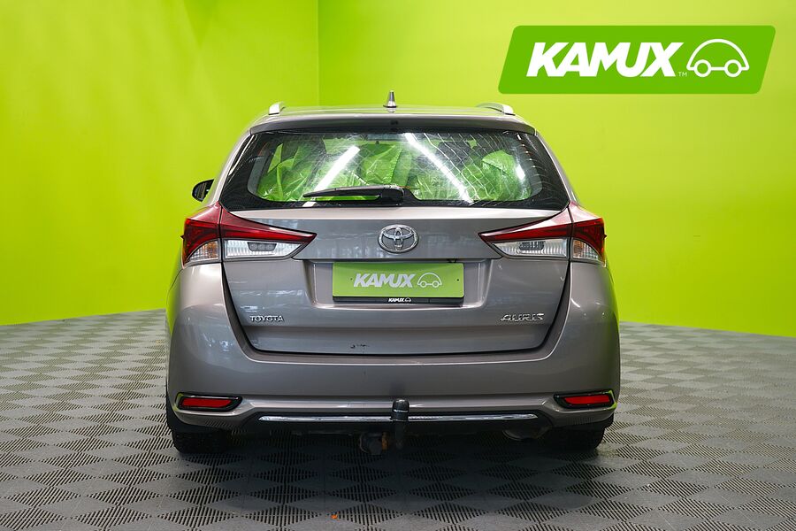 Toyota Auris vaihtoauto