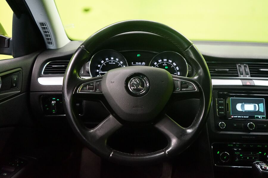 Skoda Superb vaihtoauto