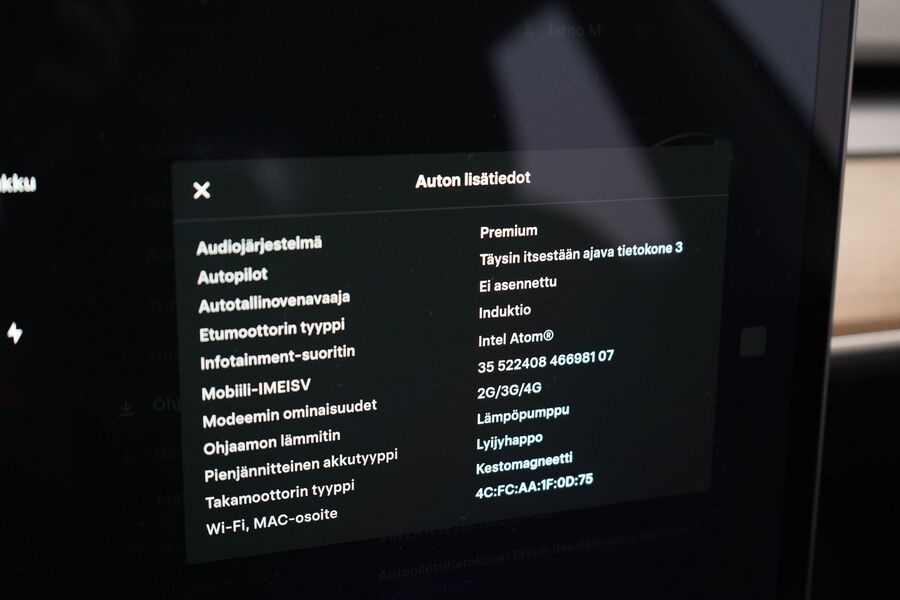 Tesla Model 3 vaihtoauto