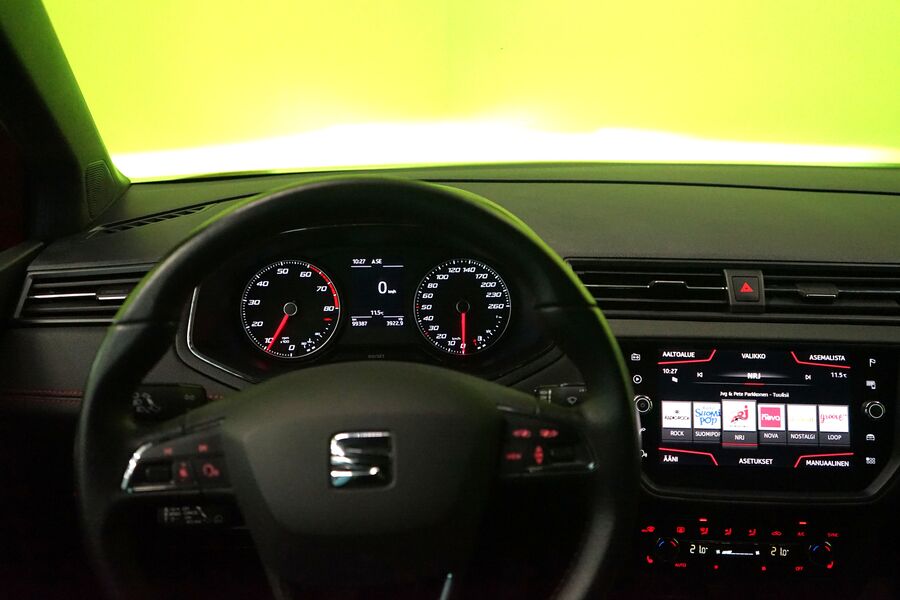 SEAT Arona vaihtoauto