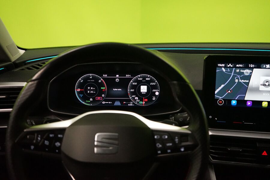 SEAT Leon Sportstourer vaihtoauto