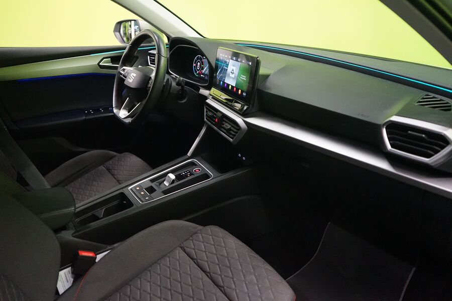 SEAT Leon Sportstourer vaihtoauto