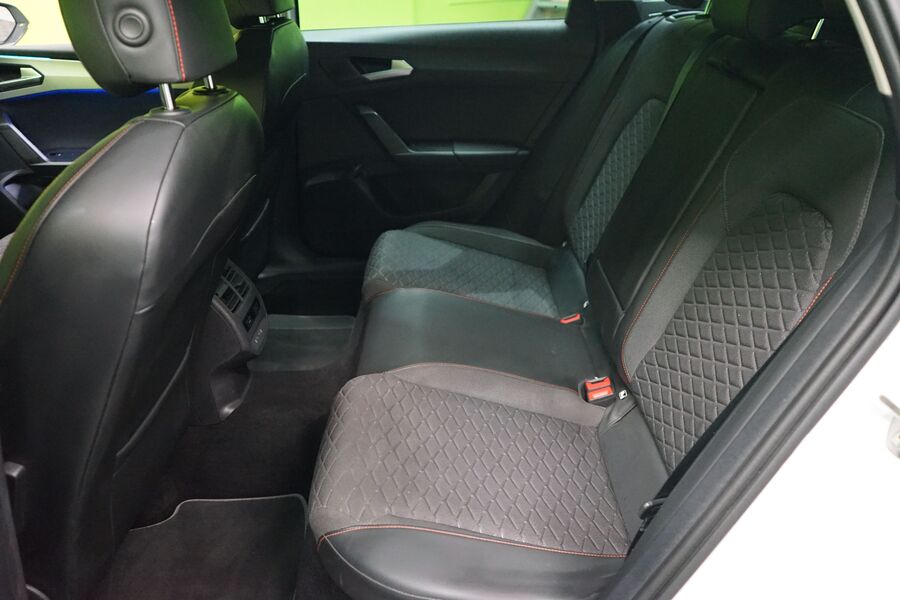 SEAT Leon Sportstourer vaihtoauto