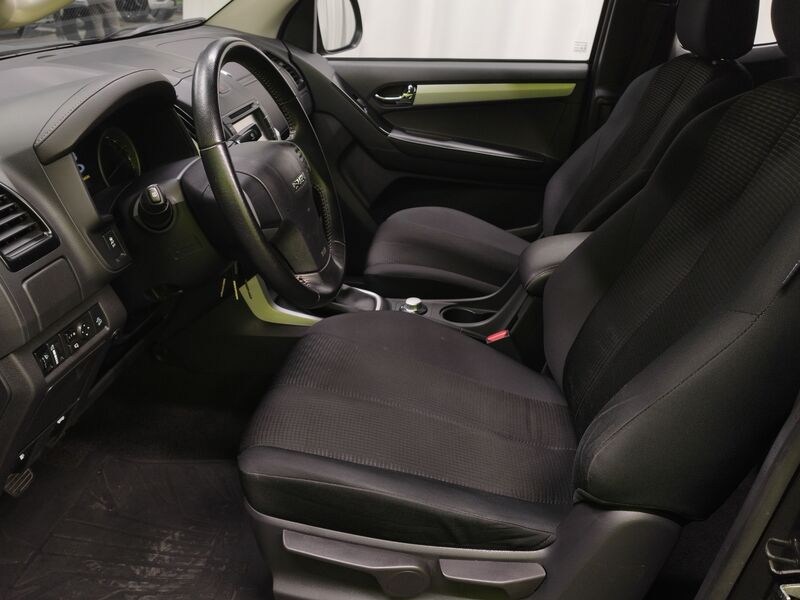 Isuzu D-Max vaihtoauto