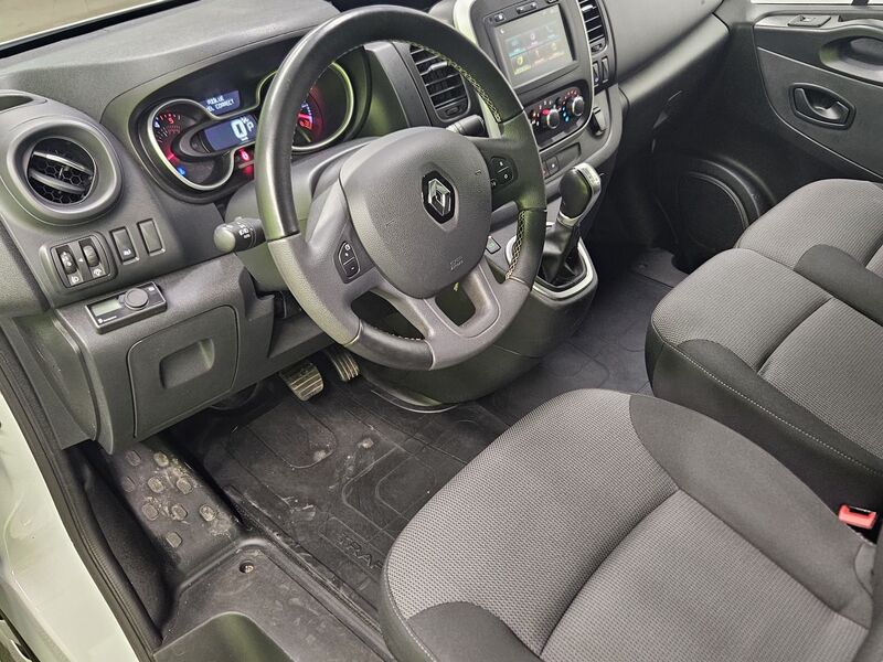 Renault Trafic vaihtoauto