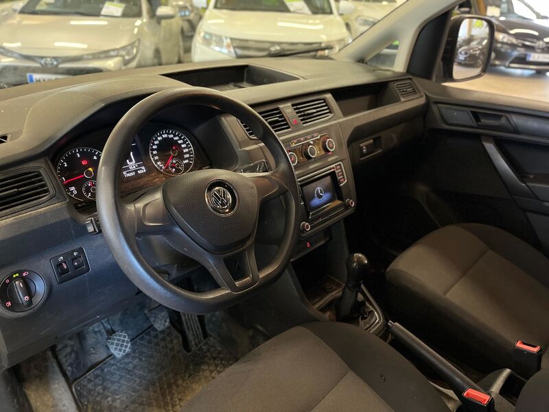 Volkswagen Caddy Maxi vaihtoauto