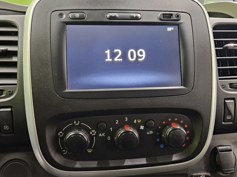 Nissan NV300 vaihtoauto