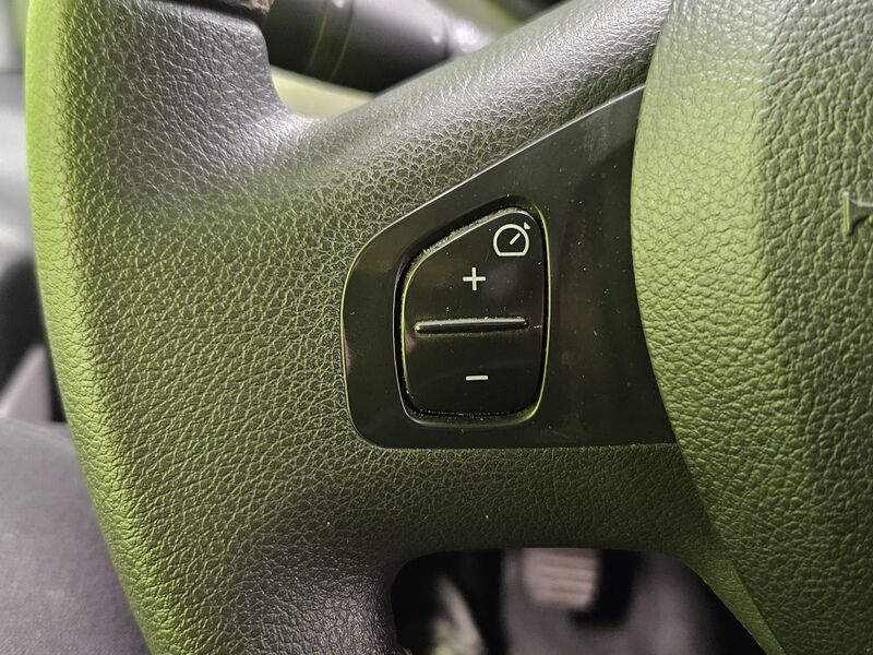 Nissan NV300 vaihtoauto