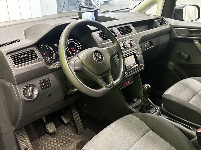 Volkswagen Caddy Maxi vaihtoauto