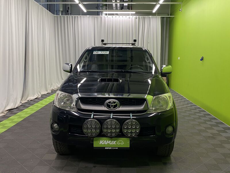 Toyota Hilux vaihtoauto