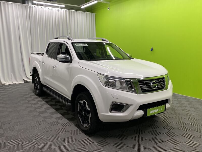 Nissan Navara vaihtoauto