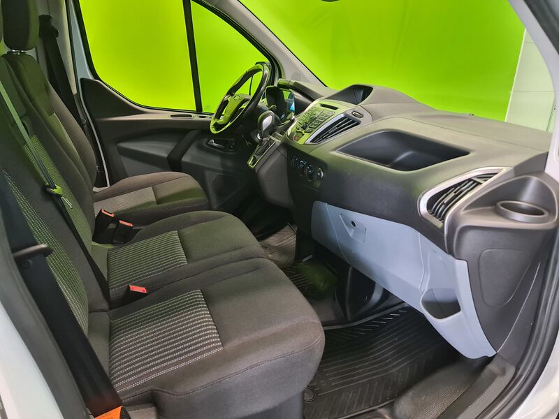 Ford Transit Custom vaihtoauto