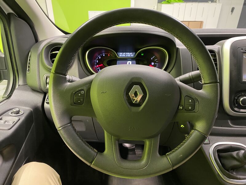 Renault Trafic vaihtoauto