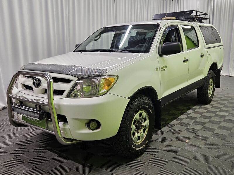 Toyota Hilux vaihtoauto