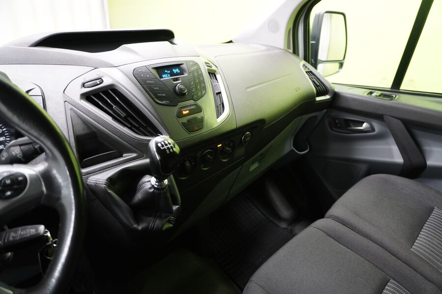 Ford Transit Custom vaihtoauto
