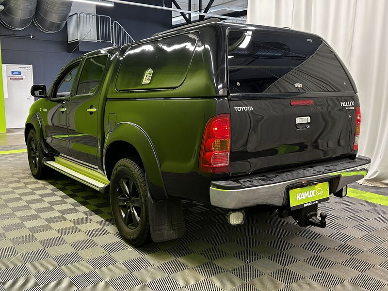 Toyota Hilux vaihtoauto