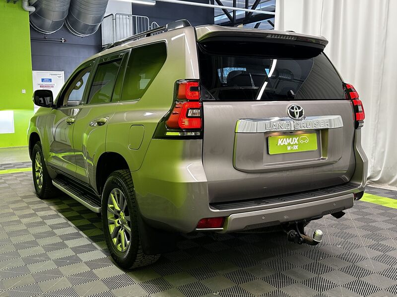 Toyota Land Cruiser vaihtoauto