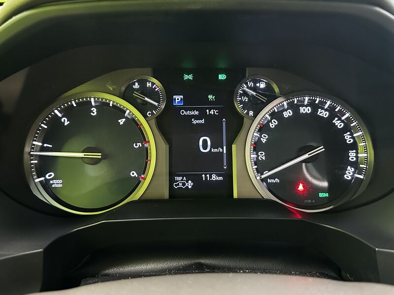 Toyota Land Cruiser vaihtoauto